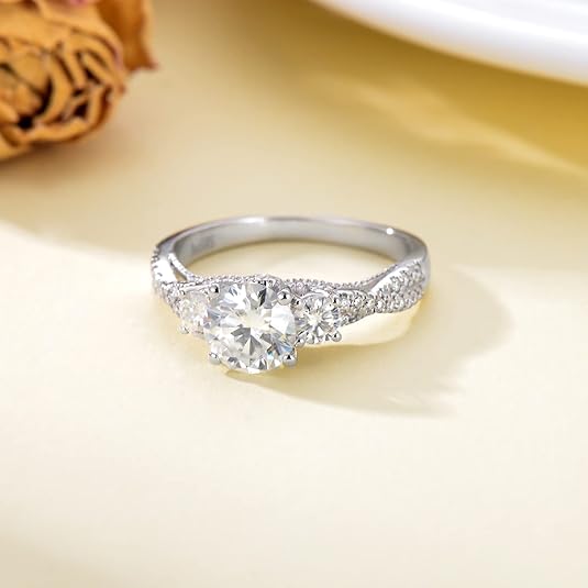 Molioaki 1.5 ctw Moissanite Engagement Ring (10K/14K/18K Gold Options)